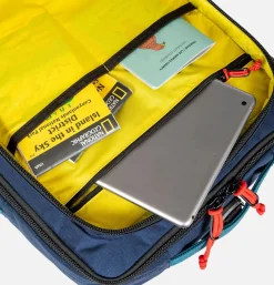 TOPO DESIGNS Global Travel Bag Navy* Backpacks