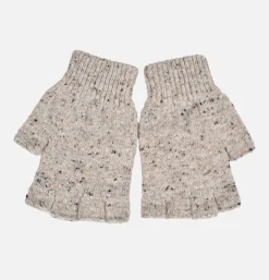 ROBERT MACKIE Mitten Donegal Eske* Gloves • Beanies • Scarves