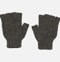 ROBERT MACKIE Mitten Donegal Macean* Gloves • Beanies • Scarves