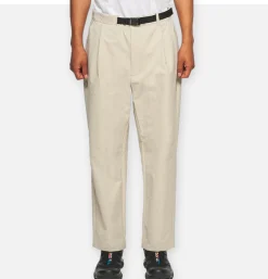 GOLDWIN One Tuck Ankle Pants Beige* Trousers