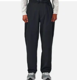 GOLDWIN One Tuck Tapered Stretch Black* Trousers